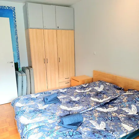 Apartma